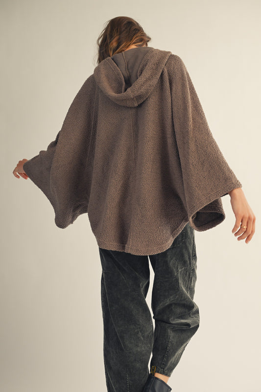 BOBBIE V NECK HOODIE