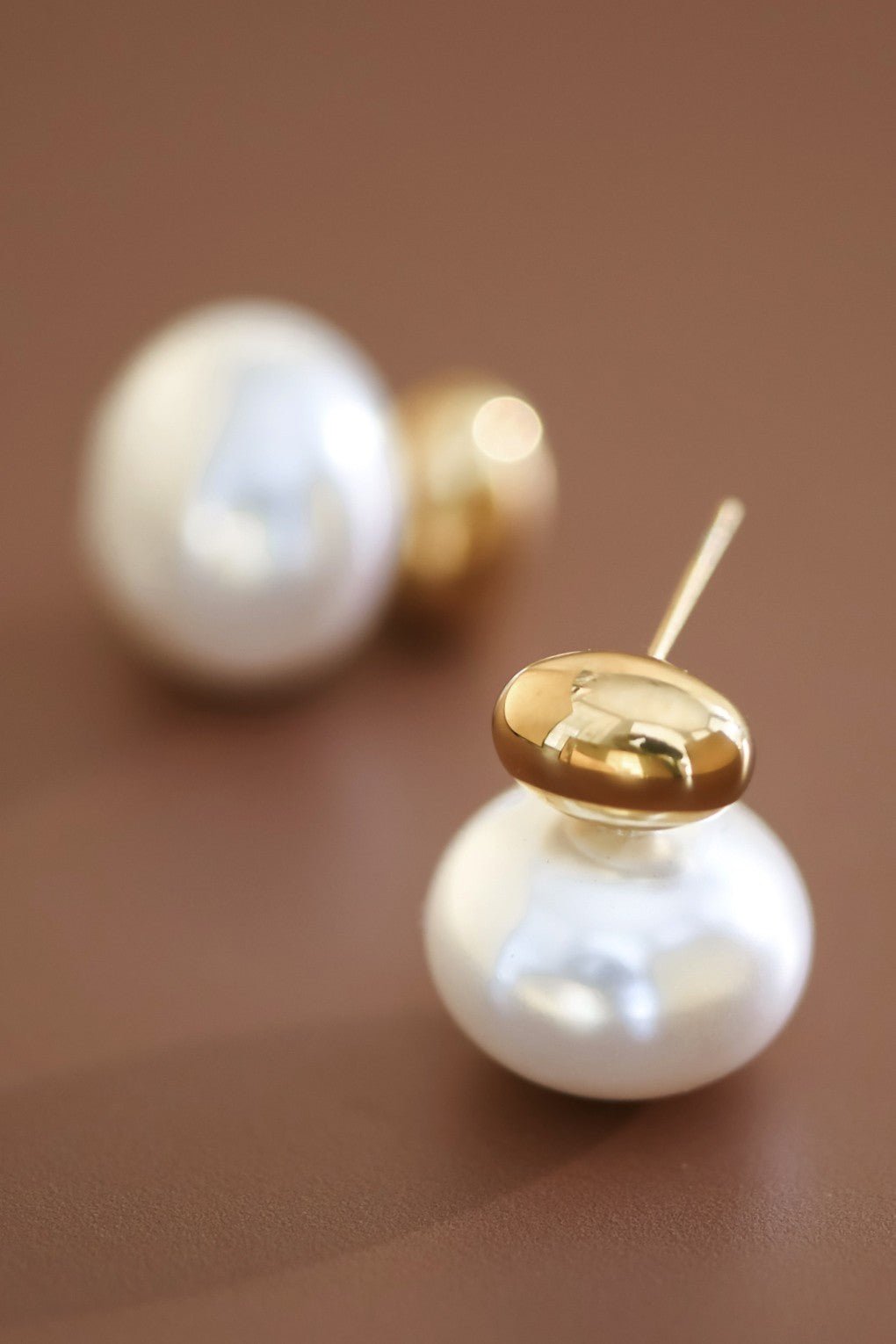 CECILY PEARL STUD EARRINGS