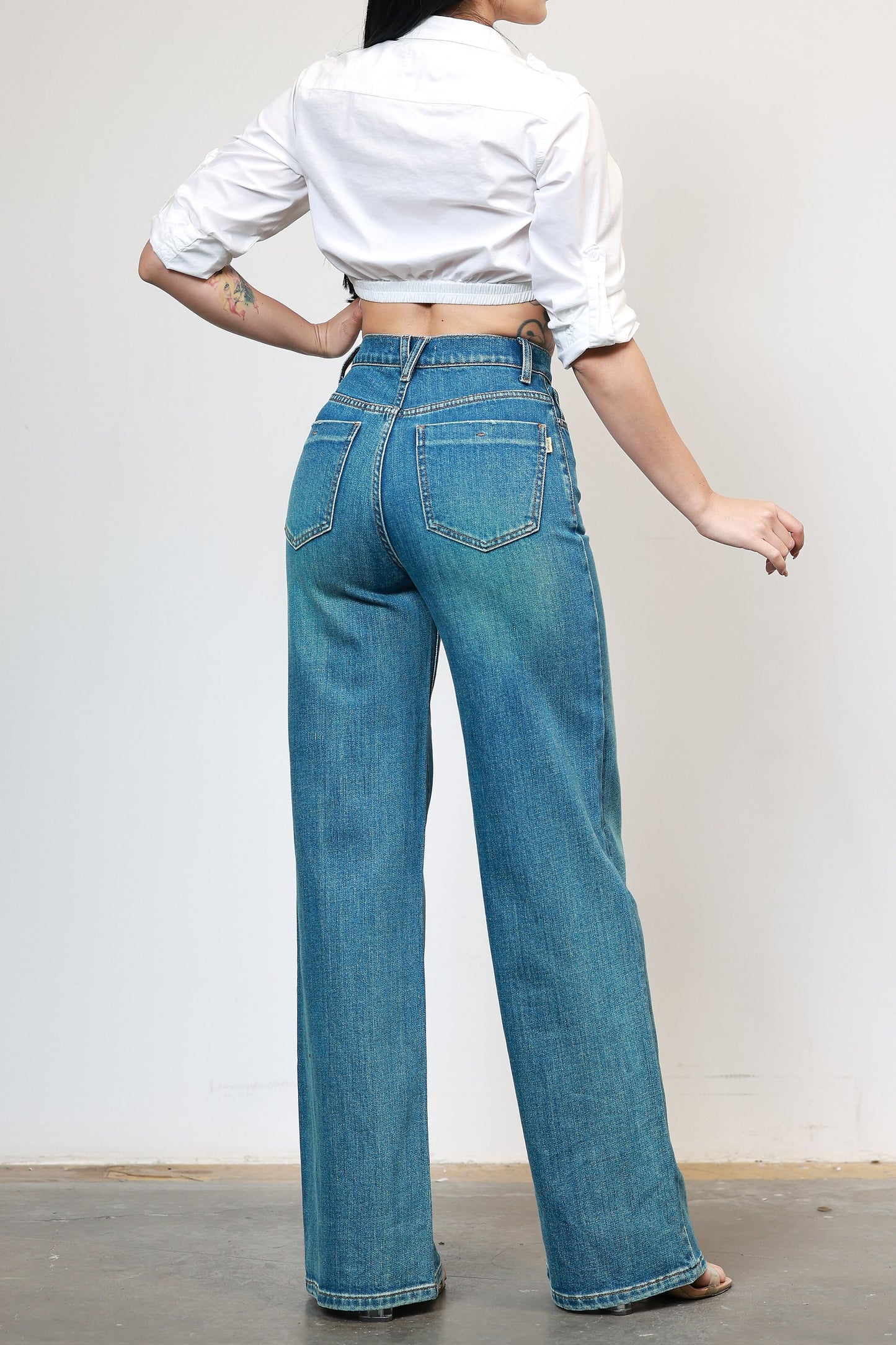 EMERELDA HIGH WAISTED JEANS